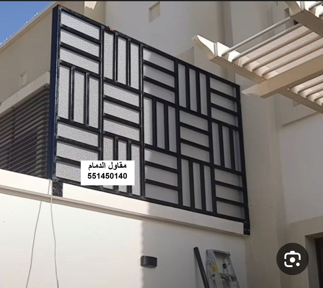 ساتر مسبح في حي المنار