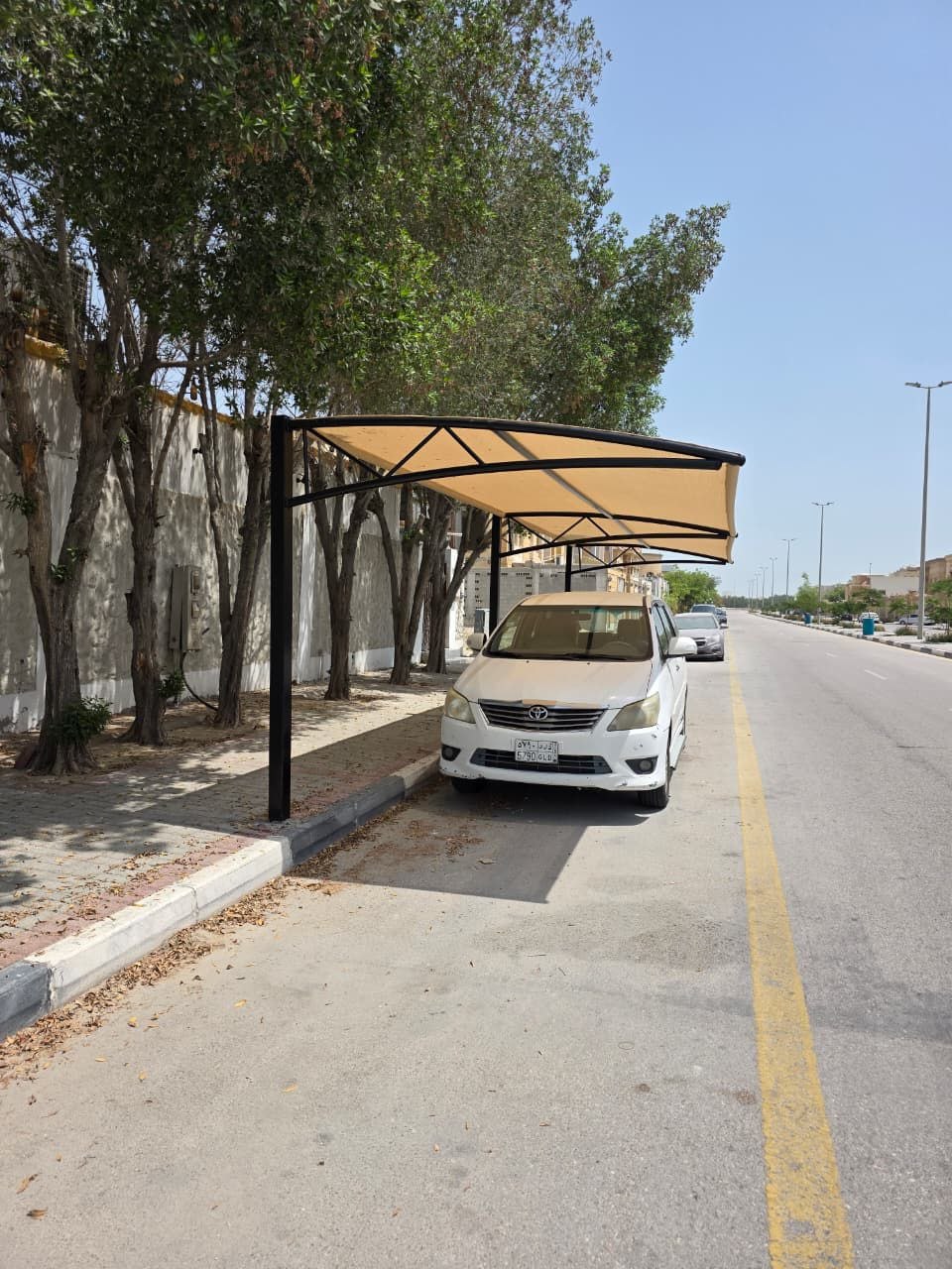 مظلات وسواتر الدمام