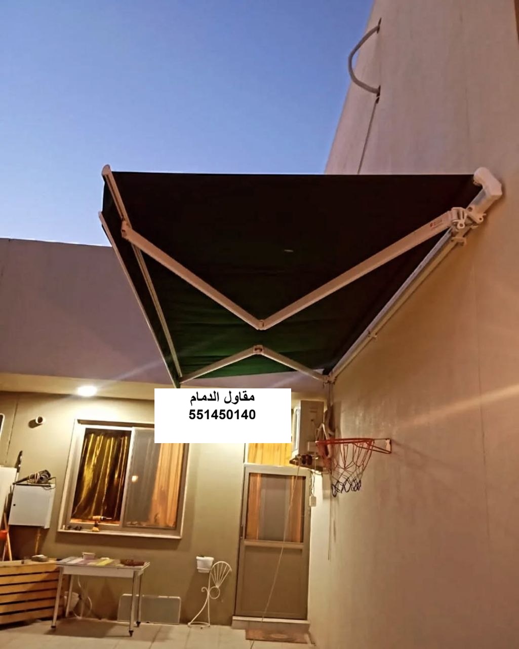 مظلات مدخل وممر بلون موحد في الخبر